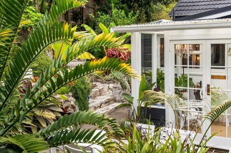 Photo of property in 21 Hornsey Road, Bluff Hill, Napier, 4110