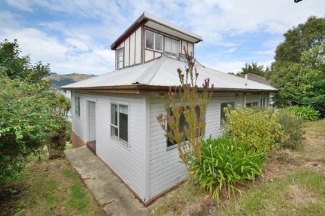 Photo of property in 305 Ravensbourne Road, Ravensbourne, Dunedin, 9022