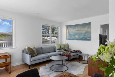 Photo of property in 121 Taikata Road, Te Atatu Peninsula, Auckland, 0610