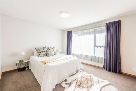 Photo of property in 18 Westgrove Avenue, Avonhead, Christchurch, 8042
