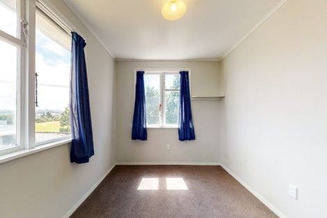 Photo of property in 195 Bedford Street, Cannons Creek, Porirua, 5024