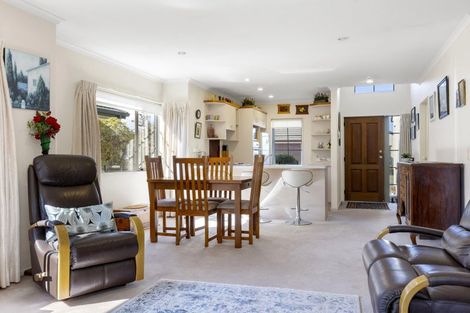 Photo of property in 4 Lakeridge Close, Rangatira Park, Taupo, 3330