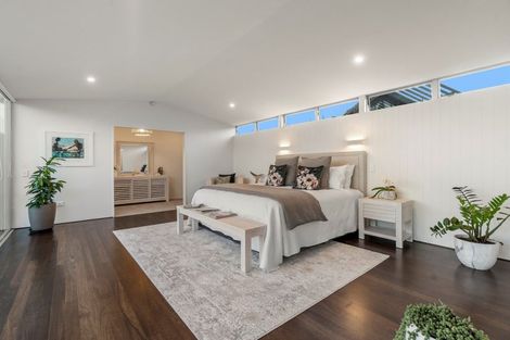 Photo of property in 4 Lagoon Way, Omaha, 0986