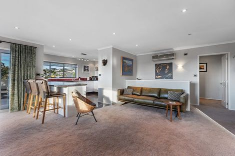 Photo of property in 31 Bayvista Close, Welcome Bay, Tauranga, 3112