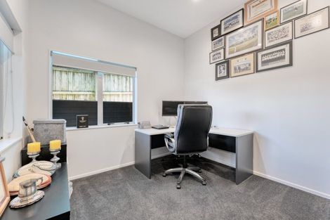 Photo of property in 17b Valley Road, Mount Maunganui, 3116