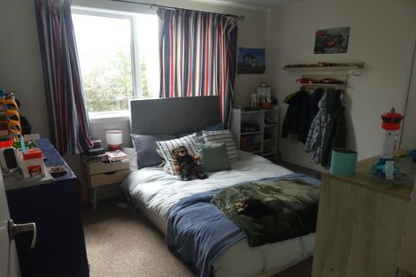 Photo of property in 1/23 Maple Grove, Maungaraki, Lower Hutt, 5010