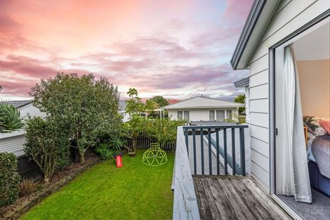 Photo of property in 2/41 Colwill Road, Massey, Auckland, 0614