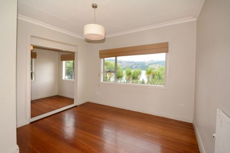 Photo of property in 305 Ravensbourne Road, Ravensbourne, Dunedin, 9022