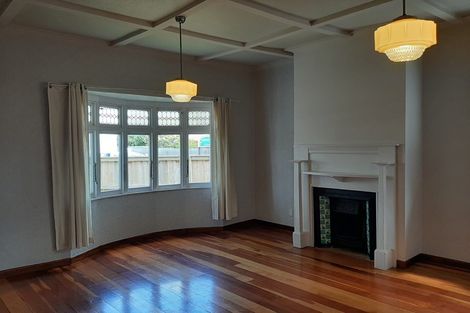 Photo of property in 31 Garelja Road, Henderson, Auckland, 0612