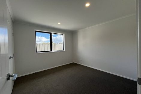 Photo of property in 3 Tutira Place, Poraiti, 4112