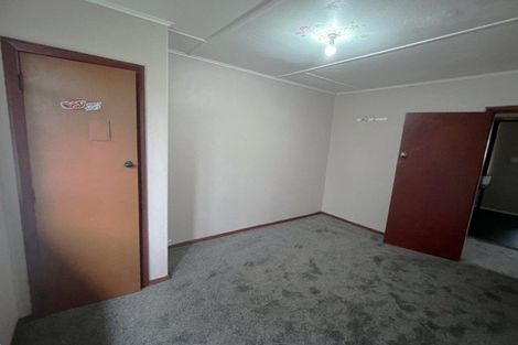 Photo of property in 7 Cumberland Grove, Cannons Creek, Porirua, 5024