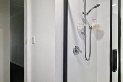 Photo of property in 26 Downe Street, New Plymouth, 4310