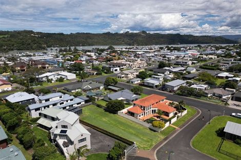 Photo of property in 6 School House Lane, Whitianga, 3510