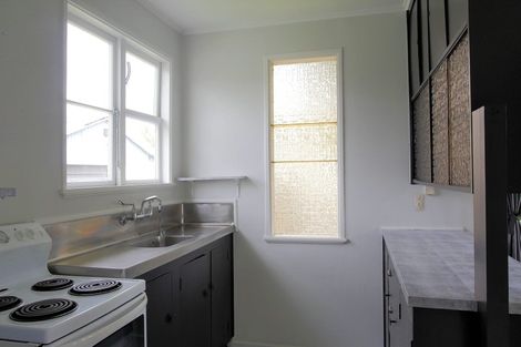 Photo of property in 34 Clyde Crescent, Roslyn, Palmerston North, 4414