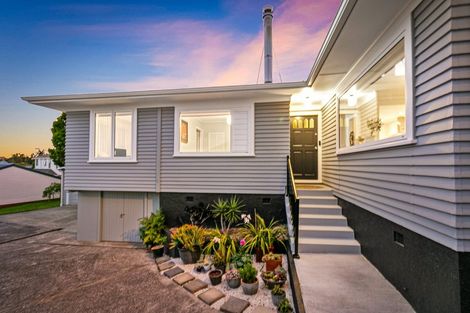 Photo of property in 53 Verran Road, Birkenhead, Auckland, 0626