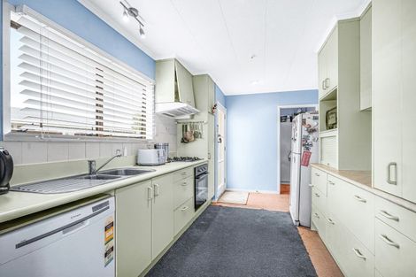 Photo of property in 6 Waiiti Place, Tokoroa, 3420