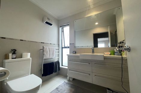 Photo of property in 9 Costa Viva Crescent, Karaka, Papakura, 2113