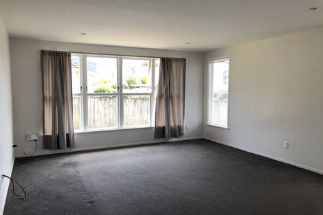 Photo of property in 24 Chippendale Crescent, Birkdale, Auckland, 0626