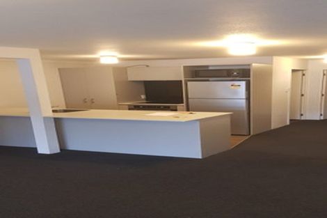 Photo of property in 8 Torrens Terrace, Mount Cook, Wellington, 6011