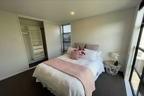 Photo of property in 1/27 Gracefield Avenue, Christchurch Central, Christchurch, 8013