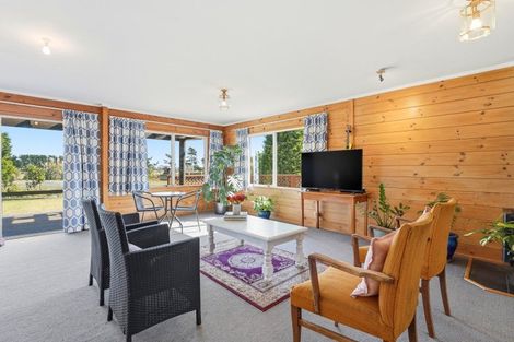Photo of property in 41 Rangiotu Road, Himatangi, Palmerston North, 4477