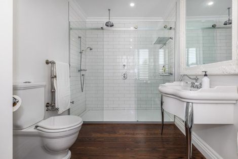 Photo of property in 2 Otaihanga Road, Paraparaumu Beach, Paraparaumu, 5032