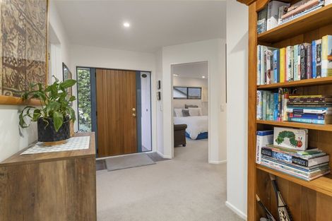 Photo of property in 8 Leigh Place, Paraparaumu Beach, Paraparaumu, 5032