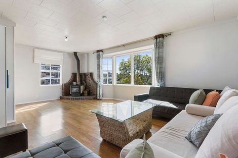 Photo of property in 101 Oaktree Avenue, Browns Bay, Auckland, 0630