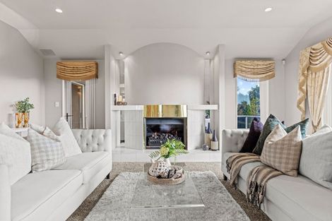 Photo of property in 16 Highcrest Heights, Westmorland, Christchurch, 8025