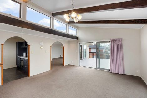 Photo of property in 245 Sunset Road, Sunnynook, Auckland, 0632