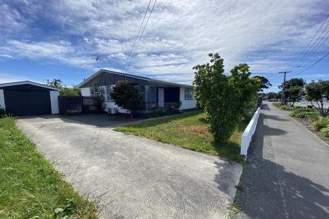 Photo of property in 1/172 Bowhill Road, New Brighton, Christchurch, 8083