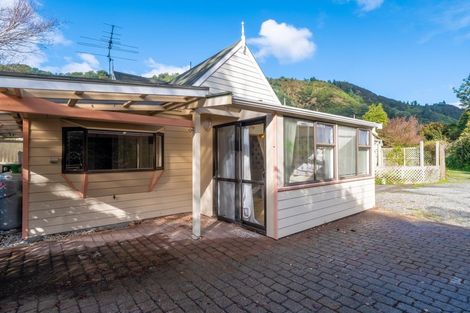 Photo of property in 43a Wairau Road, Picton, 7220