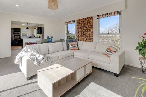 Photo of property in 19c Te Anau Place, Pakuranga Heights, Auckland, 2010