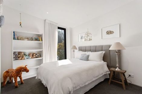 Photo of property in 66 Fendalton Road, Fendalton, Christchurch, 8014