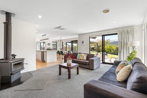 Photo of property in 92 Holyhead Street, Outram, 9019