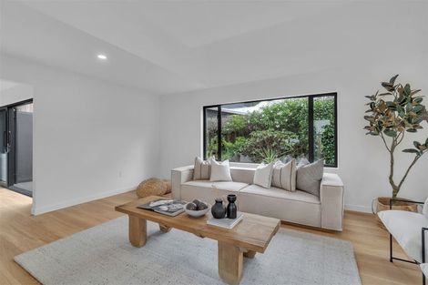 Photo of property in 15 Wai-iti Terrace, Burnside, Christchurch, 8053