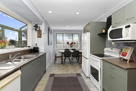 Photo of property in 642 Te Atatu Road, Te Atatu Peninsula, Auckland, 0610