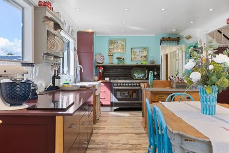 Photo of property in 14 Cumming Street, Okato, 4335