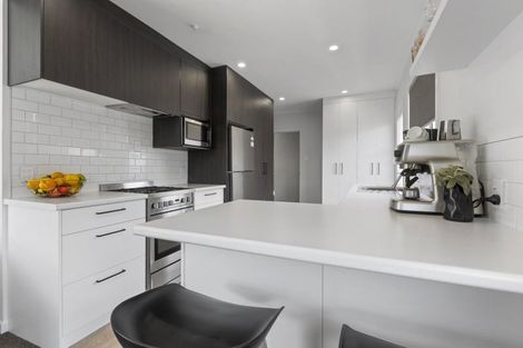 Photo of property in 14 Rosendale Avenue, Spotswood, New Plymouth, 4310