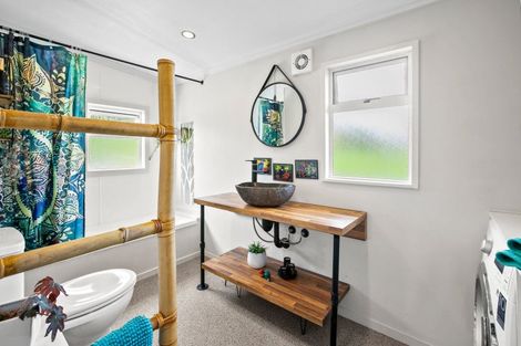 Photo of property in 1385 South Road, Kaitake, New Plymouth, 4374