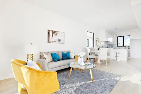 Photo of property in 6/101 Botany Road, Botany Downs, Auckland, 2010