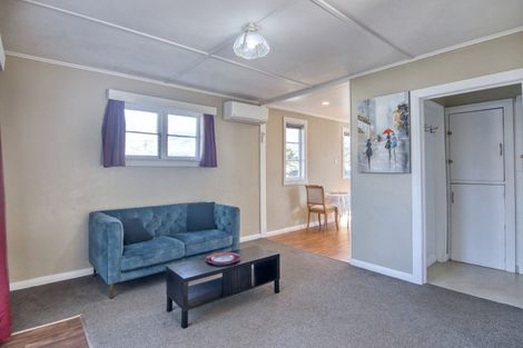 Photo of property in 47a Cook Street, Foxton, 4814