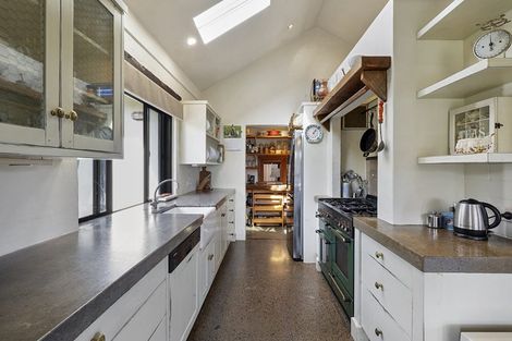 Photo of property in 475 Frankley Road, Hurworth, New Plymouth, 4371