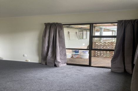 Photo of property in 67 Sunvue Road, Glen Eden, Auckland, 0602