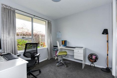 Photo of property in 2/461 Halswell Road, Halswell, Christchurch, 8025
