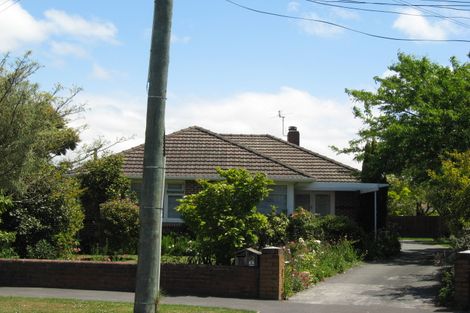 Photo of property in 12 Kyeburn Place, Avonhead, Christchurch, 8042