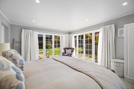 Photo of property in 13 Argyle Place, Arrowtown, 9302