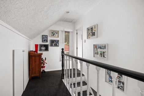Photo of property in 12 Hawick Street, Roxburgh, 9500