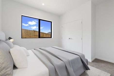 Photo of property in 16 Awa Avenue, Helensville, 0800