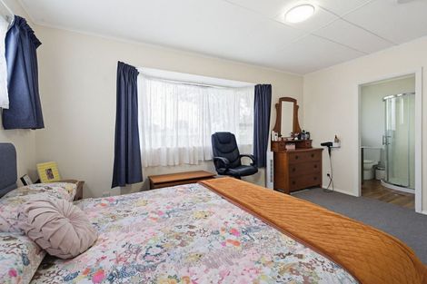 Photo of property in 41 Percival Road, Paraparaumu Beach, Paraparaumu, 5032